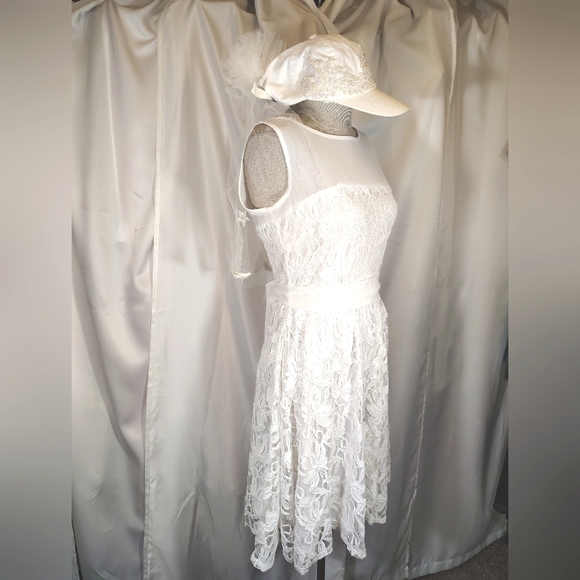 2 Pc: Lace Wedding Dress+ Cap Veil, White Sleeveless, Sequin & Beaded Cap, 4 - Picture 11 of 16